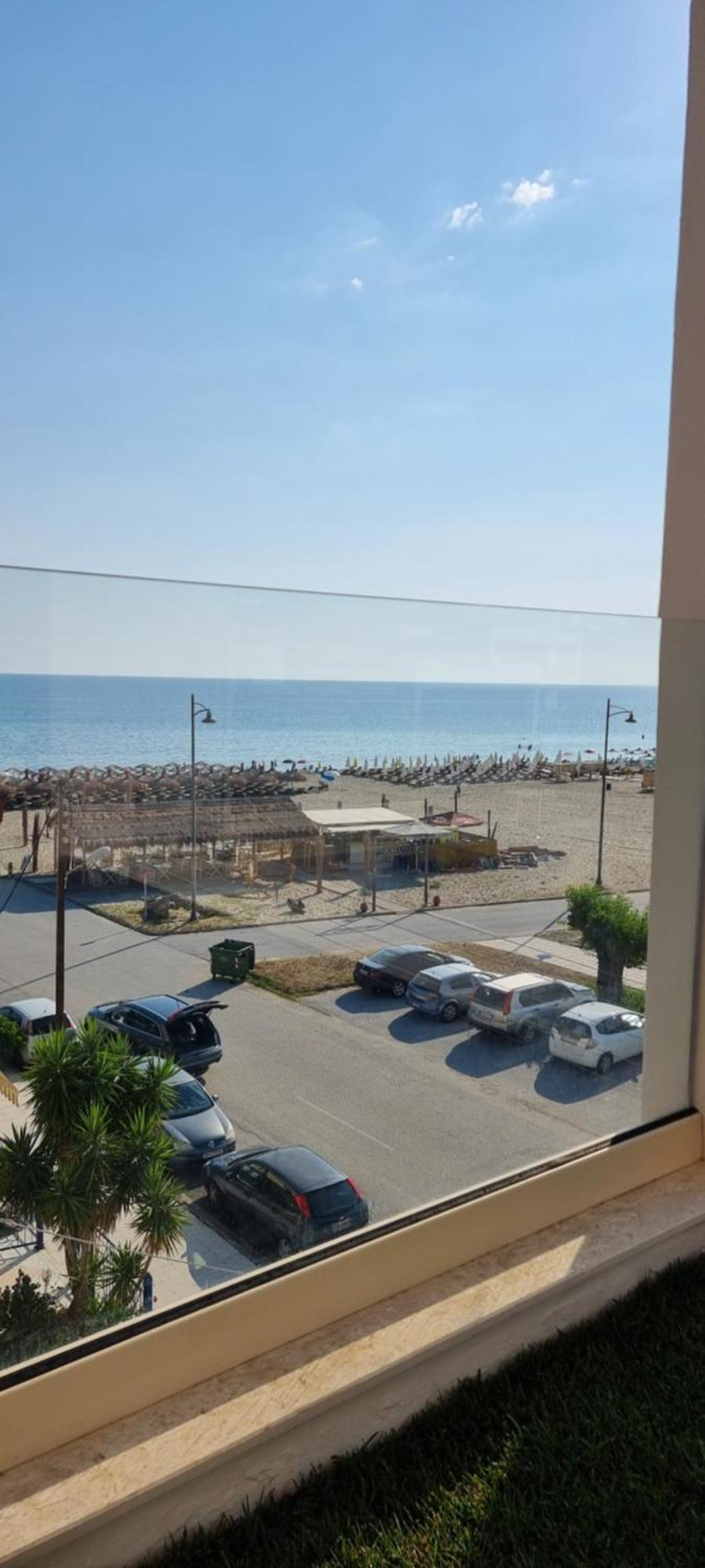 Aparthotel Pantheon Sea View Néoi Póroi Pokoj fotografie
