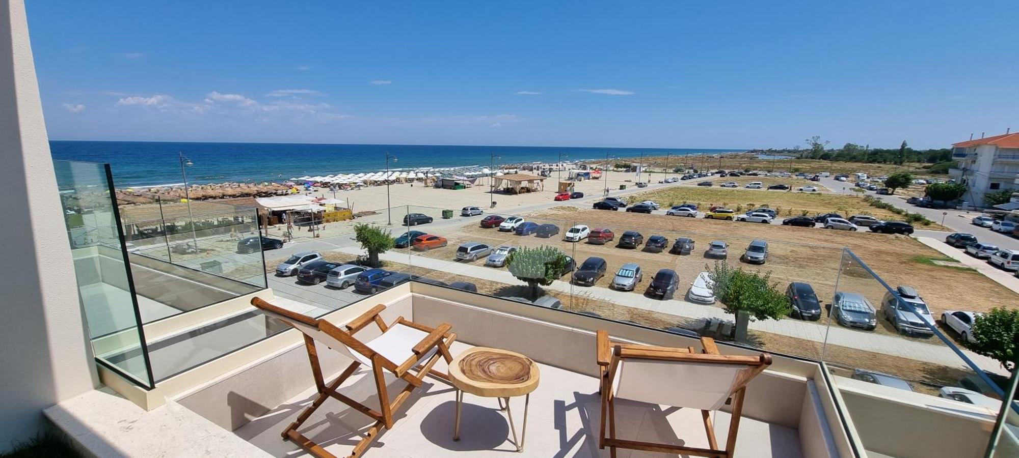 Aparthotel Pantheon Sea View Néoi Póroi Pokoj fotografie