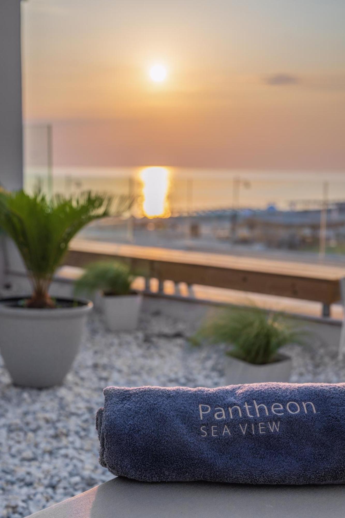 Aparthotel Pantheon Sea View Néoi Póroi Exteriér fotografie